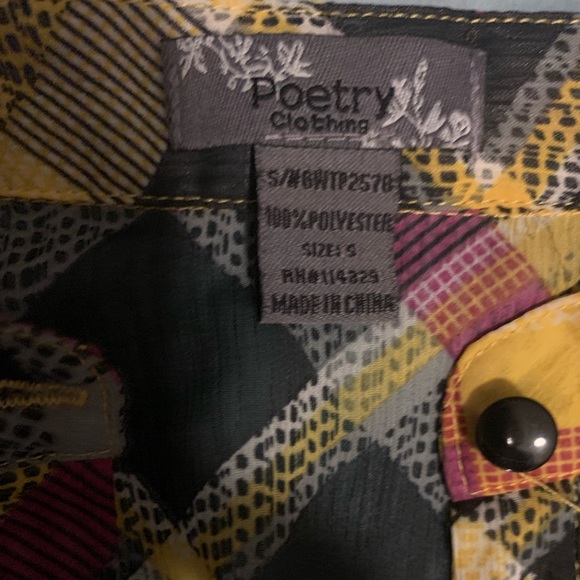 Nice top - Picture 4 of 4